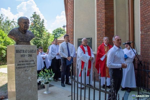 Bisztrai László szoboravató