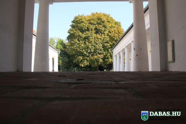 Kossuth Művelődési Központ és Halász Boldizsár Városi Könyvtár