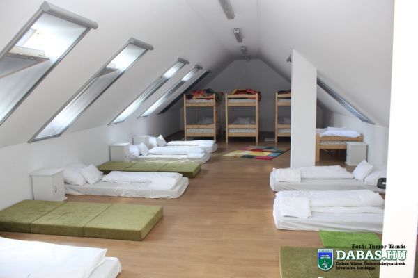 Sári Zarándokház és Közösségi Színtér