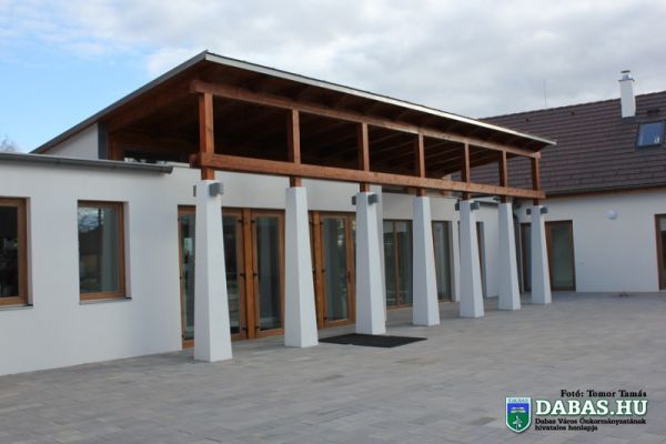 Sári Zarándokház és Közösségi Színtér