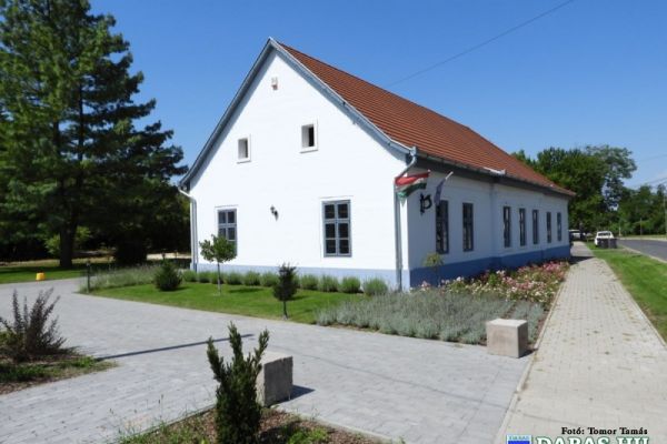 Értéktár ( Gombay-Dinnyés-kúria)