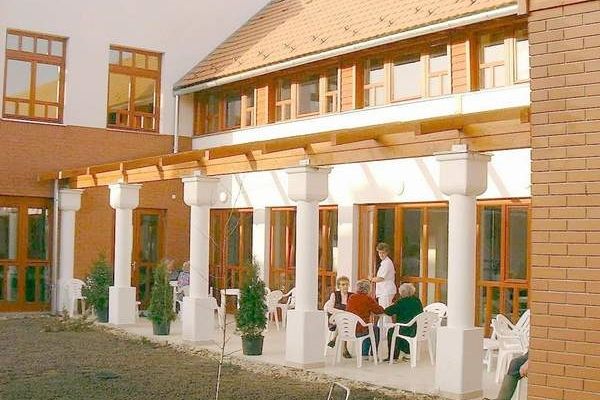 ÁTRIUM Idősek Otthona