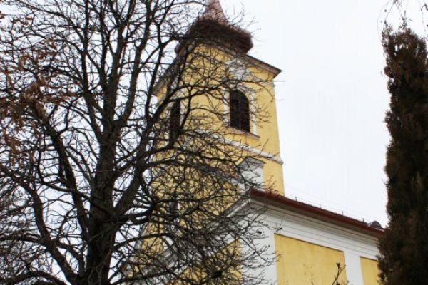 Alsódabasi Magyarok Nagyasszonya templom