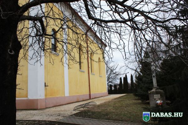 Alsódabasi Magyarok Nagyasszonya templom