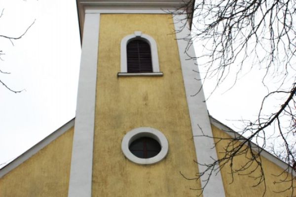 Felsődabasi Szentháromság templom