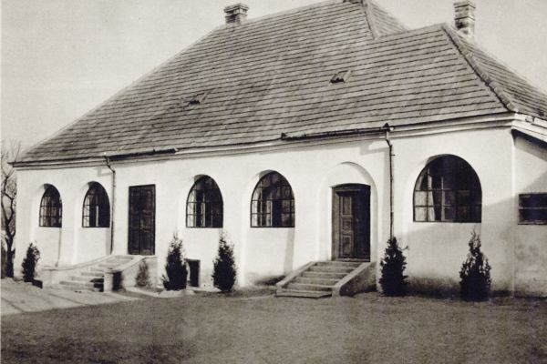 A „Dabas műemléki és városképi vizsgálata” című 1954-ben készített és sokszorosított kézirat