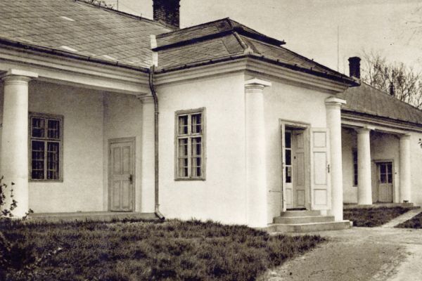 A „Dabas műemléki és városképi vizsgálata” című 1954-ben készített és sokszorosított kézirat