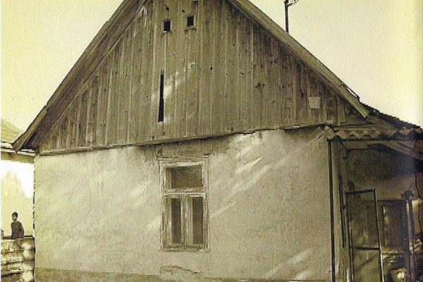 A „Háromért hatot” című dokumentumfilm