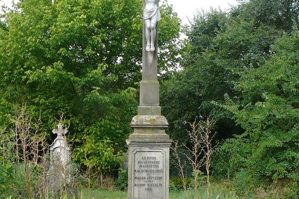 Útmenti keresztjeink