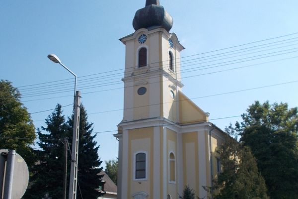 Mária Mennybemenetele Templom Dabas-Sári
