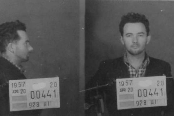 Harmincz István (1928-1957) síremléke