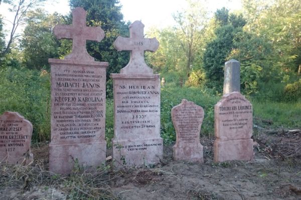 A Felsődabasi öregtemető