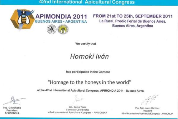 A Homoki Családi Méhészet Fajtamézei, méhészeti termékei