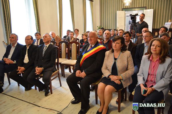 Új testvérvárosi szerződés