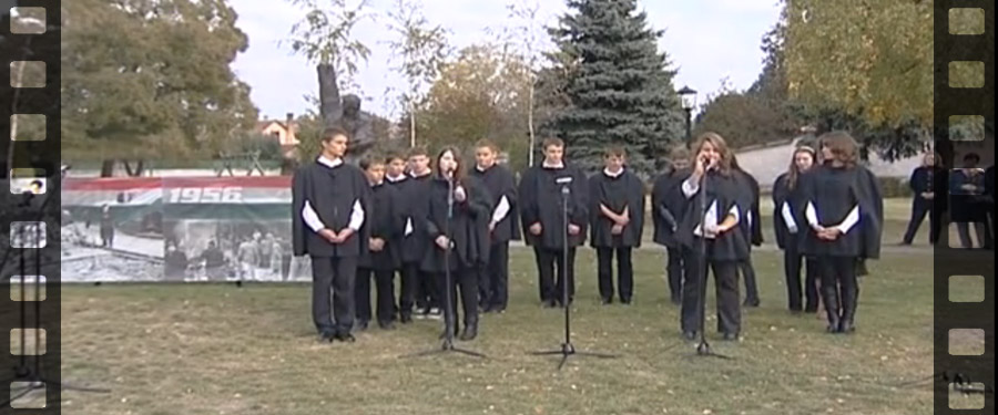 1956-os megemlékezés a gyóni városrészközpontban