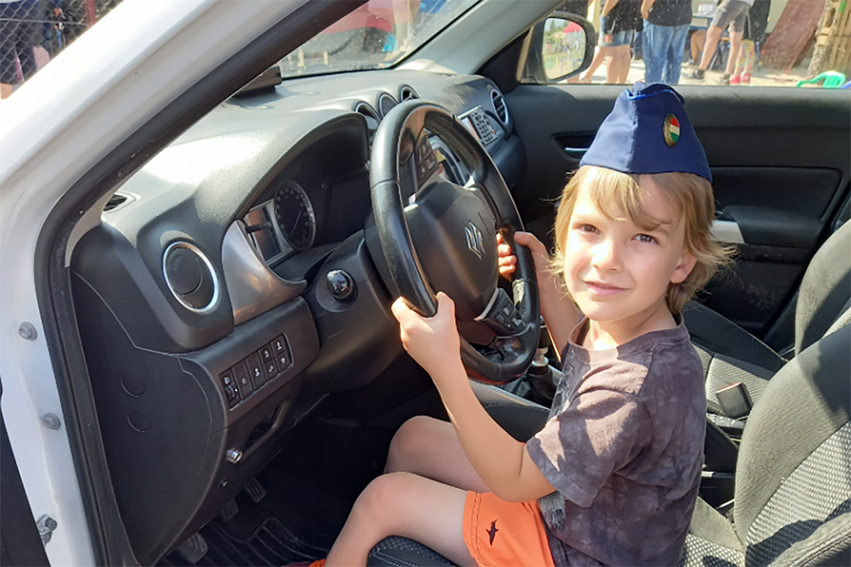 Családi napoztak a dabasi rendőrök